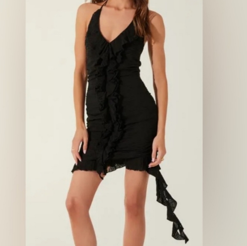 Astr The Label Halter Dress